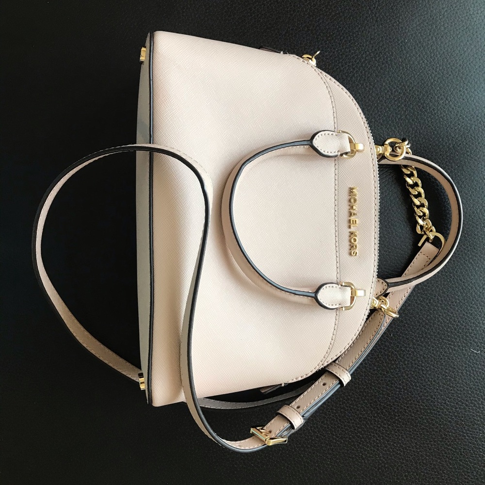 Michael kors dome crossbody with top handle